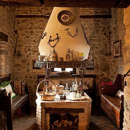 B&B Casa Medievale Del Mugnaio Strassoldo Luaran gambar