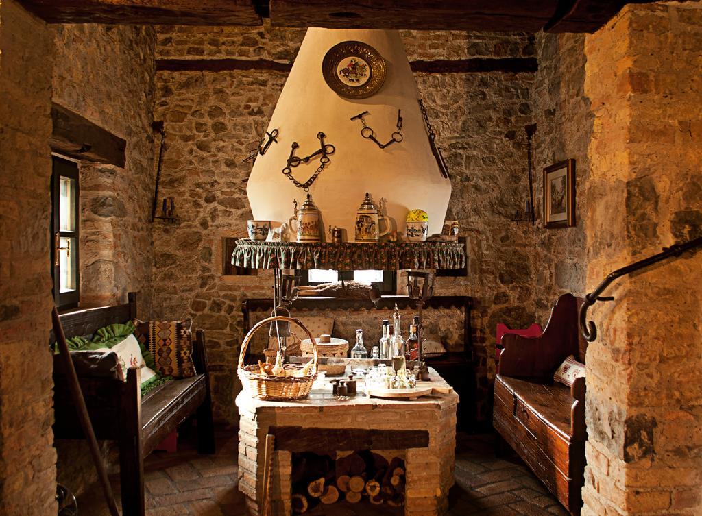 B&B Casa Medievale Del Mugnaio Strassoldo Luaran gambar