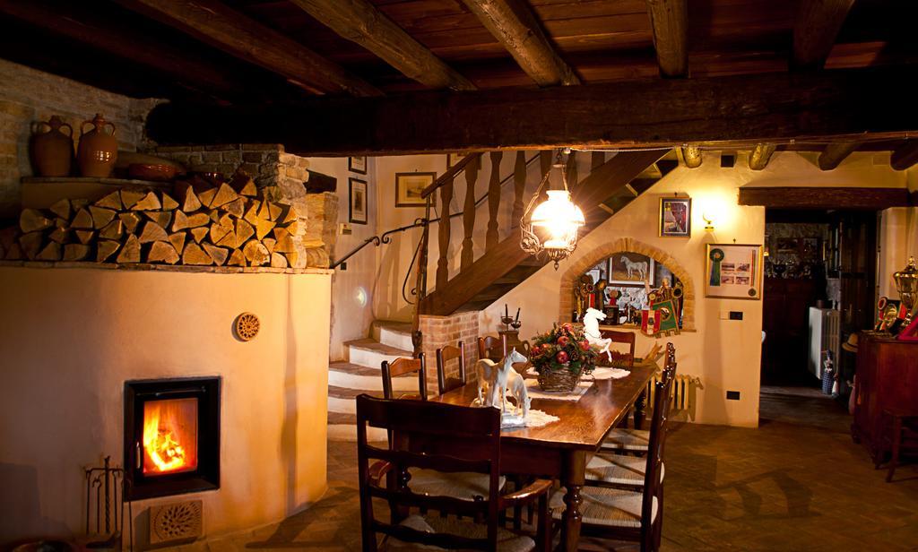 B&B Casa Medievale Del Mugnaio Strassoldo Luaran gambar